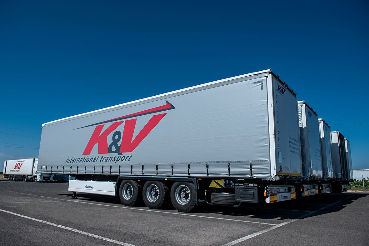 New tilt trailers started working